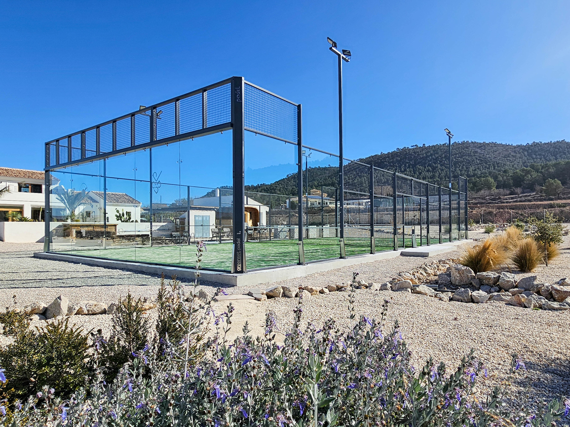 Padelbaan met uitzicht Alicante