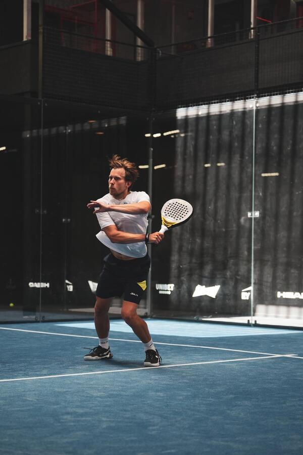 Etienne Hartevelt padelclinic en padelles