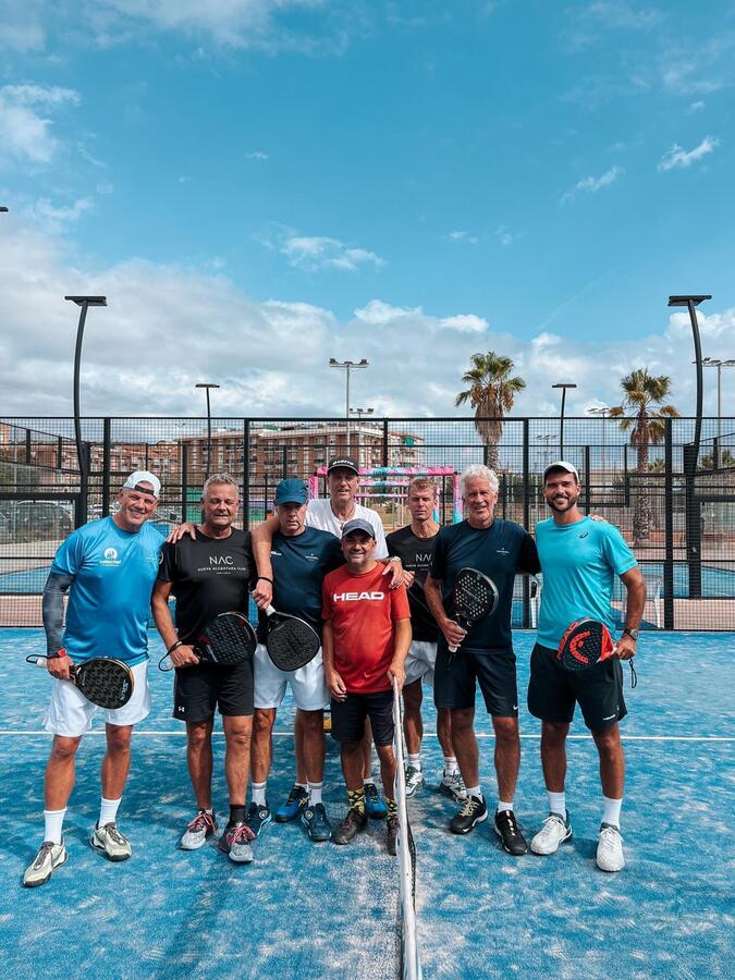 Padel Pirates spelers tijdens training in Lloret de Mar