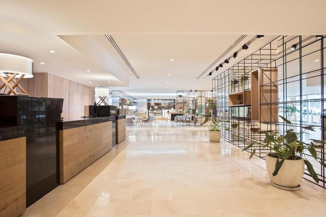 Lobby Melia Sevilla