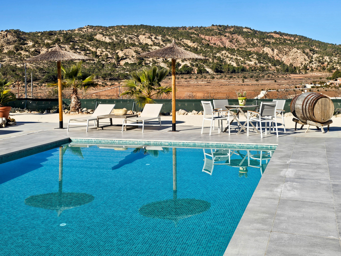 Zwembad bij villa La Zarza, Pinoso Alicante