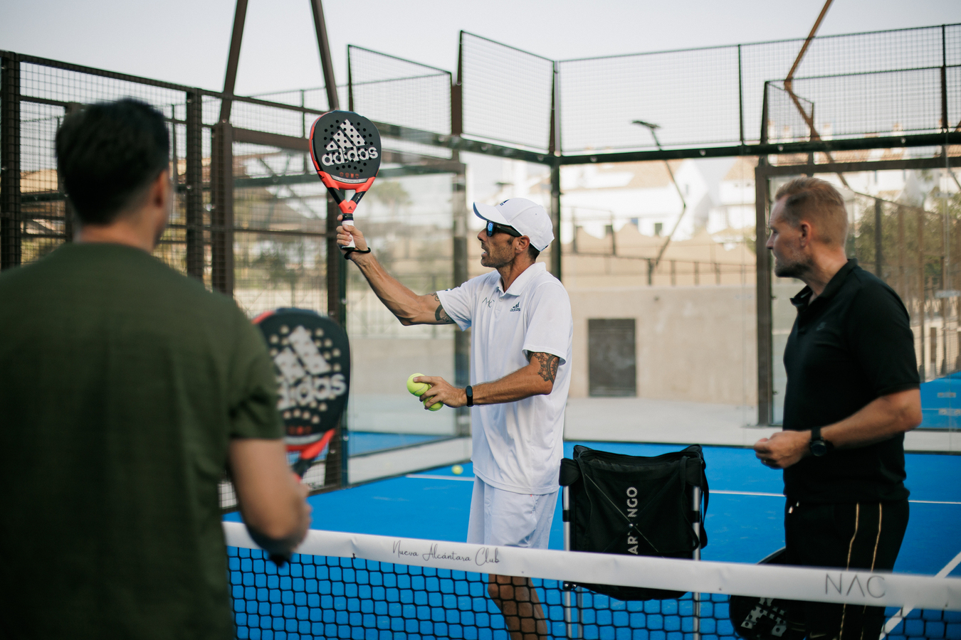 Padeltraining in Marbella, Spanje.