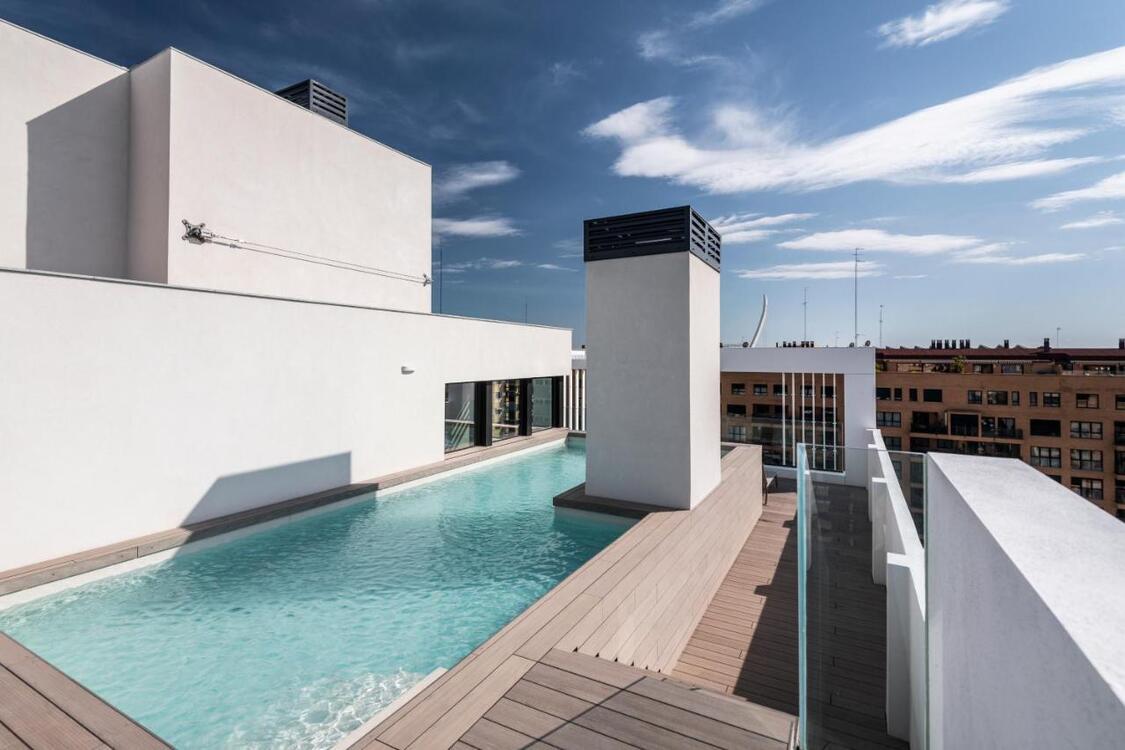 Zwembad Core Suites Valencia