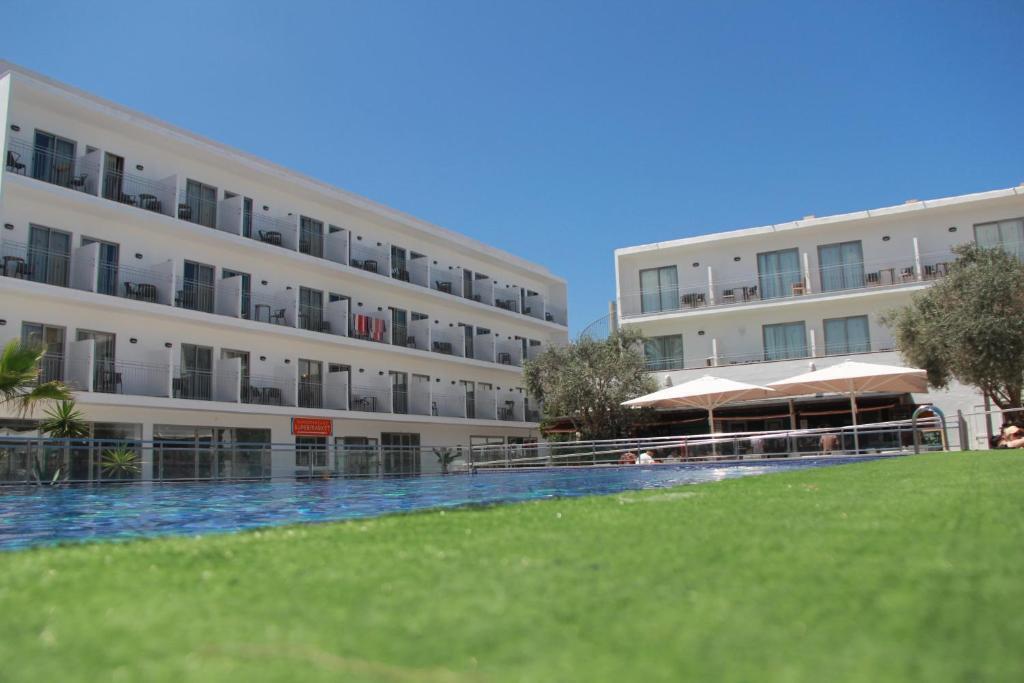 Terras hotel Puchet Ibiza