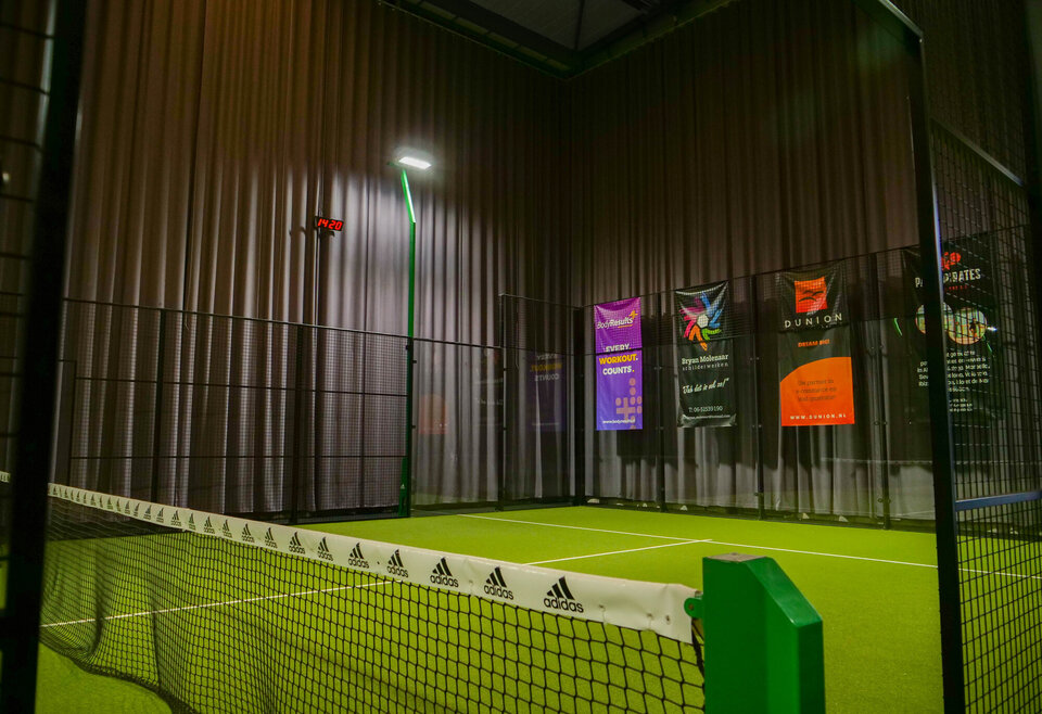 Padelbaan padelcentrum Bol Volendam Nederland