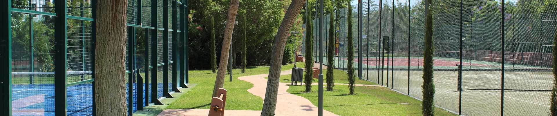 Padelclinics en padellessen in Spanje