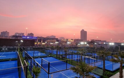 Exclusieve padelreis Dubai