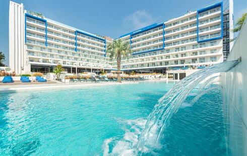 4* L\'azure Hotel & Spa 