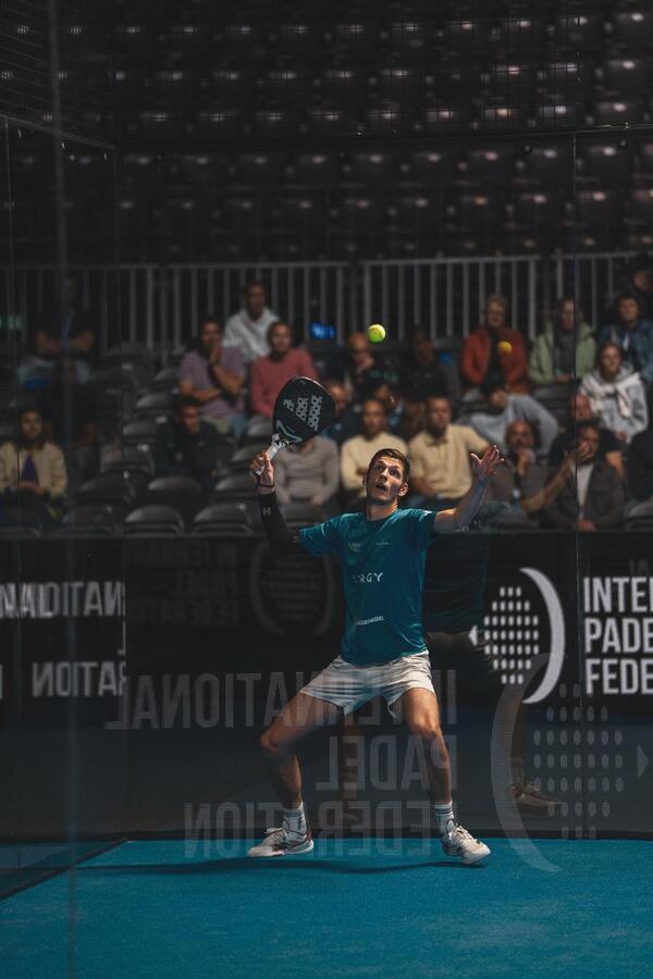 Menno Nolten padelles en clinic