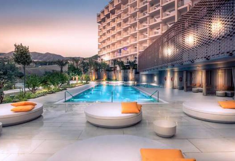 Zwembad Higueron hotel Malaga