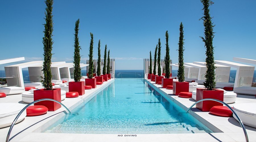 Infinity pool Higueron hotel Malaga
