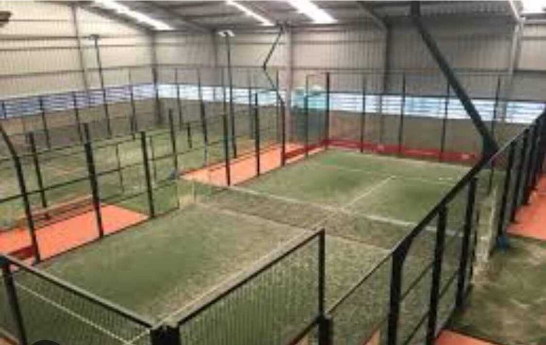 Binnenlocatie padel Benissa