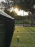 Padelbaan en bal bij CAN Padel Ibiza